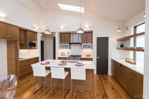 1847 NW Fields St, Bend, OR 97703 photo 8