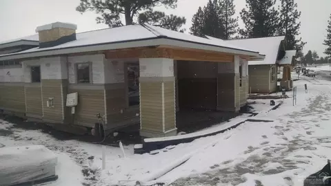 1858 NW Fields St, Bend, OR 97703 photo 1