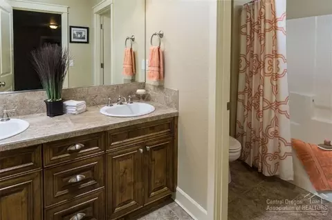 20509 Jacklight Ln, Bend, OR 97702 photo 16
