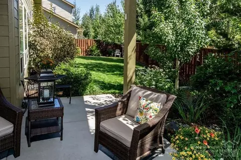 20509 Jacklight Ln, Bend, OR 97702 photo 9