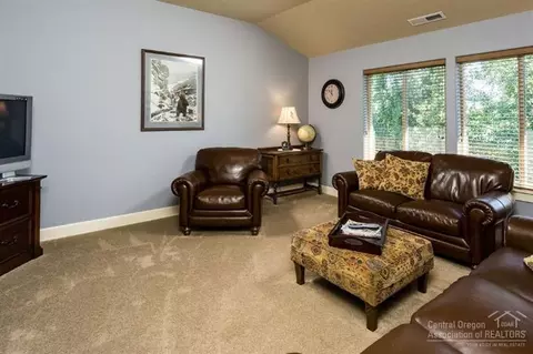 20509 Jacklight Ln, Bend, OR 97702 photo 14