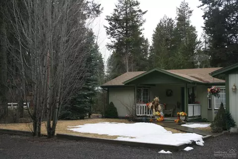 15987 Pine Ln, La Pine, OR 97739 photo 4
