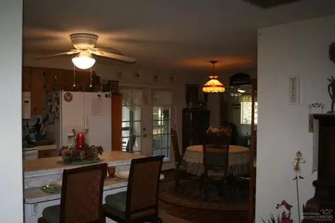 15987 Pine Ln, La Pine, OR 97739 photo 11