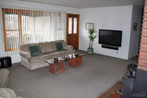 1260 NE 8th St, Bend, OR 97701 photo 8