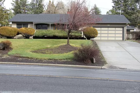 1260 NE 8th St, Bend, OR 97701 photo 2