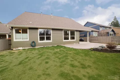 60819 Scotts Bluff Pl, Bend, OR 97702 photo 19