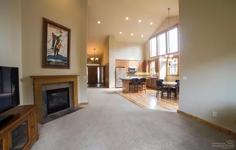 60819 Scotts Bluff Pl, Bend, OR 97702 photo 9