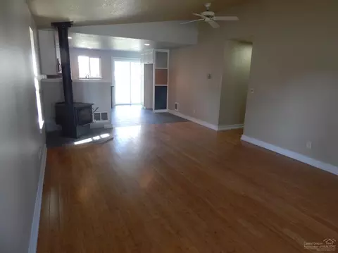 1644 NE Cackler, Bend, OR 97701 photo 20