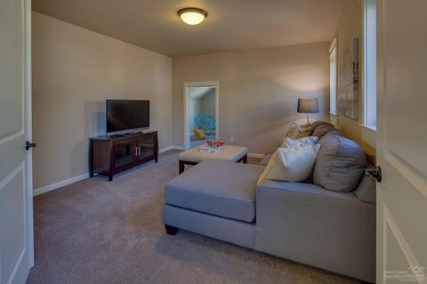 20891 Gateway Dr, Bend, OR 97702 photo 11