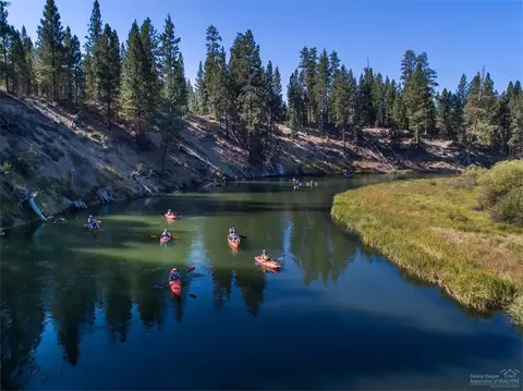 54315 Bear Dr, Bend, OR 97707 photo 3