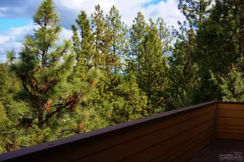 547 NW Flagline Dr, Bend, OR 97701 photo 12