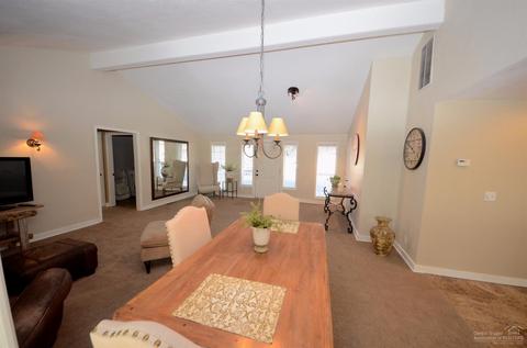 21049 Don St, Bend, OR 97701 photo 7