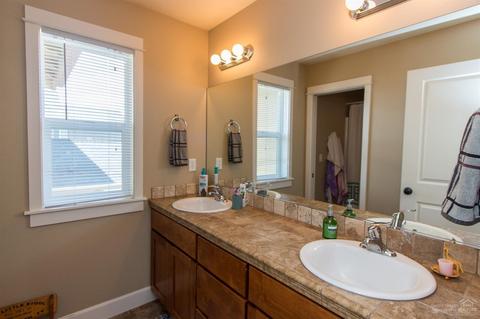61407 Sunbrook Dr, Bend, OR 97702 photo 16