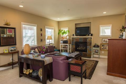 61407 Sunbrook Dr, Bend, OR 97702 photo 2