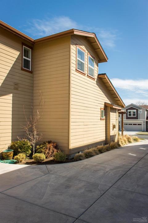 61407 Sunbrook Dr, Bend, OR 97702 photo 24