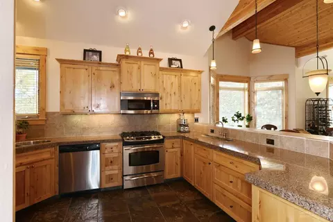 2919 NW Celilo Ln, Bend, OR 97701 photo 10
