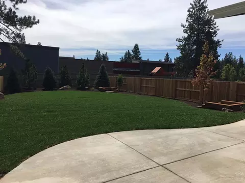 60846 Garrison Dr, Bend, OR 97702 photo 8