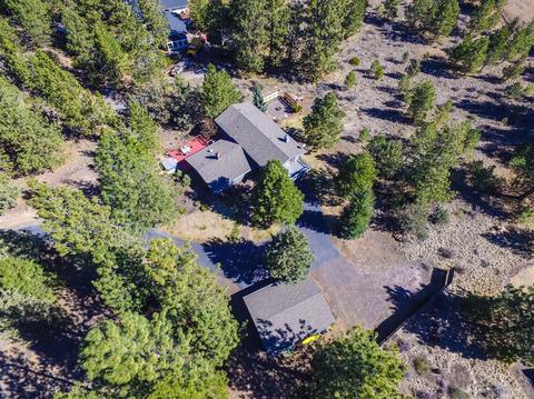 60354 Woodside Loop, Bend, OR 97702 photo 3