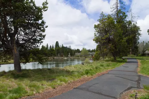 55703 Wagon Master Way, Bend, OR 97707 photo 16