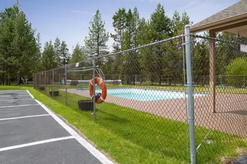 55703 Wagon Master Way, Bend, OR 97707 photo 20