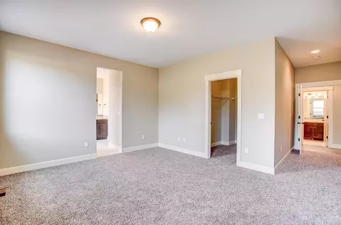 20843 Bobwhite Ct, Bend, OR 97701 photo 8