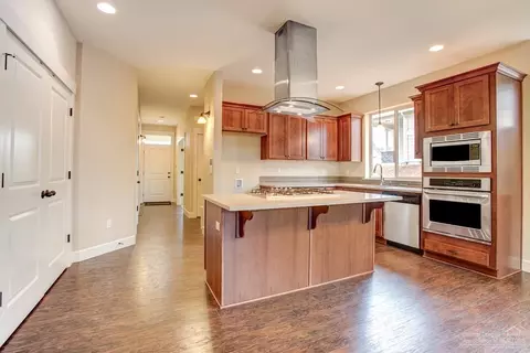20843 Bobwhite Ct, Bend, OR 97701 photo 4