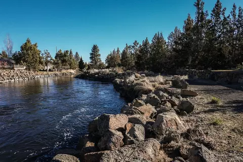 63189 Brookstone Ln, Bend, OR 97701 photo 6