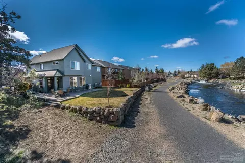 63189 Brookstone Ln, Bend, OR 97701 photo 16