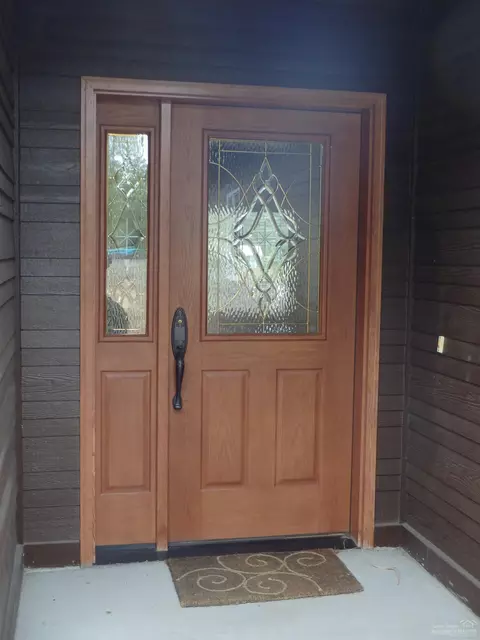 19619 Apache Rd, Bend, OR 97702 photo 2