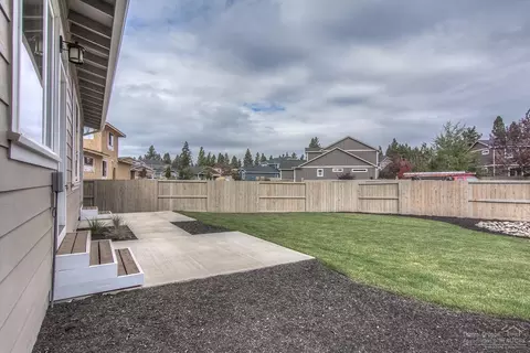 19537 Sager Loop, Bend, OR 97702 photo 22