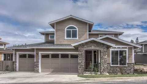 19537 Sager Loop, Bend, OR 97702 photo 1