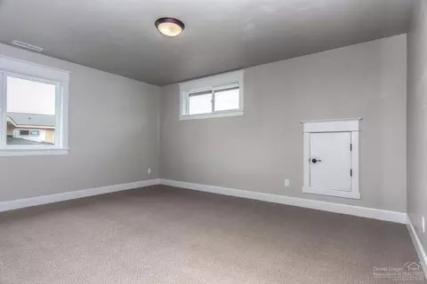 19537 Sager Loop, Bend, OR 97702 photo 19
