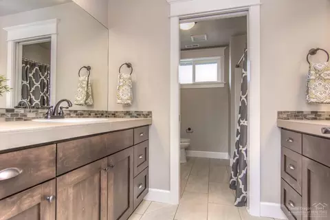 19537 Sager Loop, Bend, OR 97702 photo 18