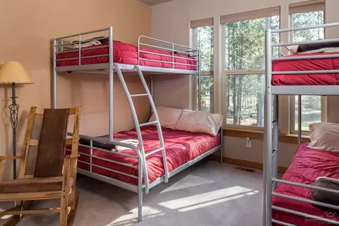 55645 Swan Rd, Bend, OR 97707 photo 13