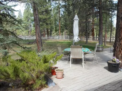 16870 James Ln, Bend, OR 97703 photo 3