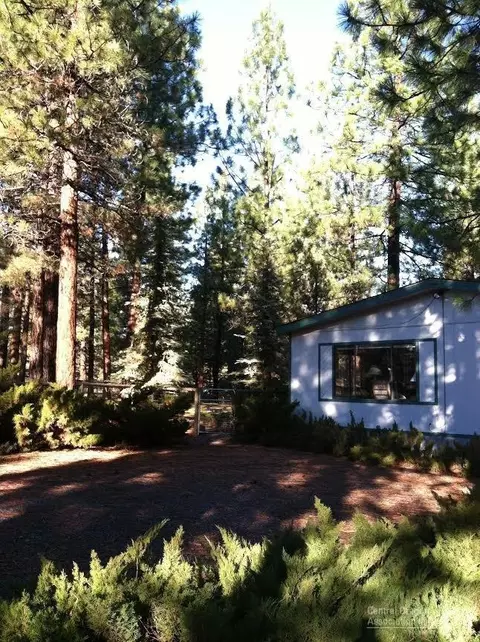 16870 James Ln, Bend, OR 97703 photo 2