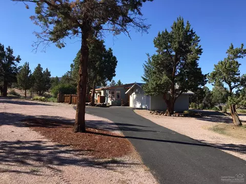 21300 Gift Rd, Bend, OR 97703 photo 1