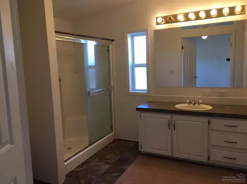 21300 Gift Rd, Bend, OR 97703 photo 17