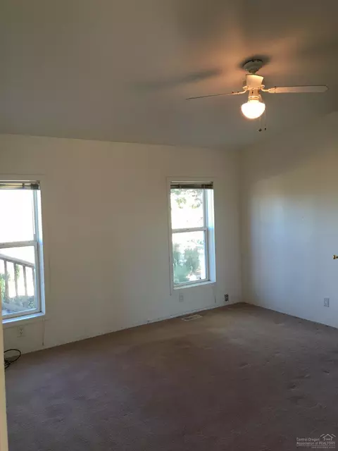 21300 Gift Rd, Bend, OR 97703 photo 16