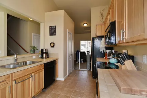 62067 Wolcott Pl, Bend, OR 97701 photo 7