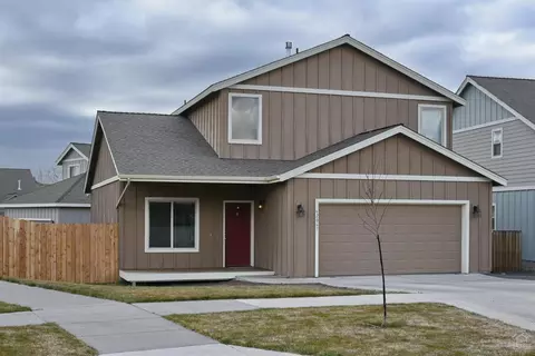 62067 Wolcott Pl, Bend, OR 97701 photo 1