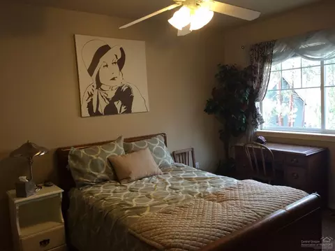 19557 Brookside Way, Bend, OR 97702 photo 21
