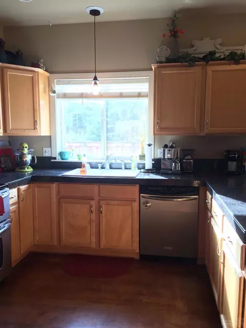 19557 Brookside Way, Bend, OR 97702 photo 8