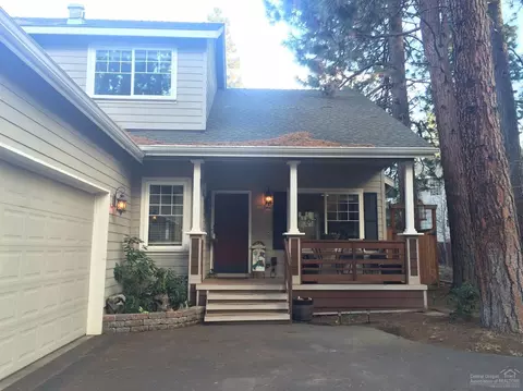 19557 Brookside Way, Bend, OR 97702 photo 2