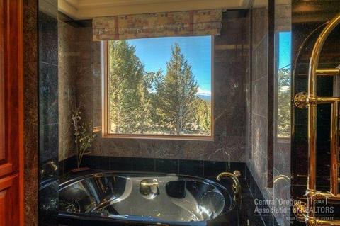 65710 Mariposa Ln, Bend, OR 97701 photo 15
