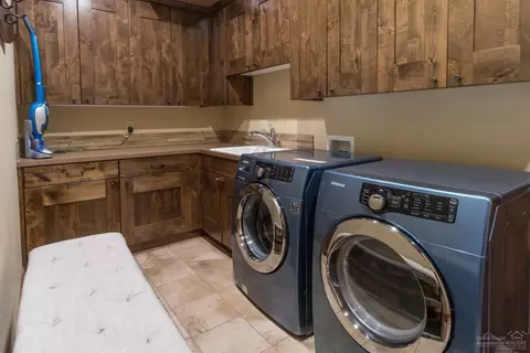 60497 Snap Shot Loop, Bend, OR 97702 photo 12