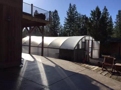 67360 Harrington Loop, Bend, OR 97703 photo 15