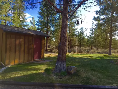 67360 Harrington Loop, Bend, OR 97703 photo 20