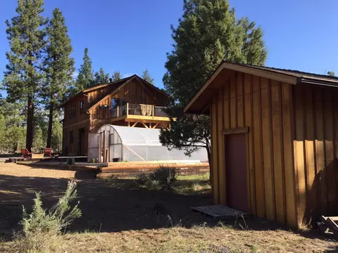 67360 Harrington Loop, Bend, OR 97703 photo 4