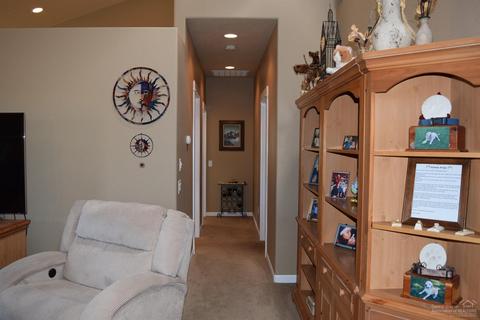 63146 Peale St, Bend, OR 97701 photo 17
